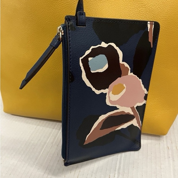 Kate Spade Yellow and Blue Floral Tote 4 PIECE SET! WEEKEND SALE ONLY - Picture 5 of 14